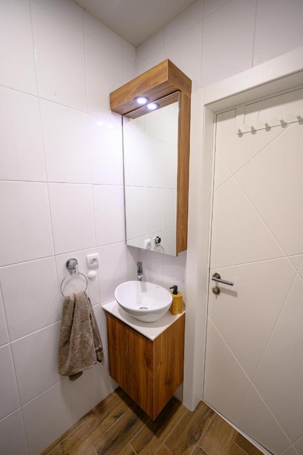 Sleepover - Galleria Novi Sad Eksteriør billede